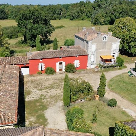 Bed and Breakfast Domaine les Galards à Le Garde Extérieur photo